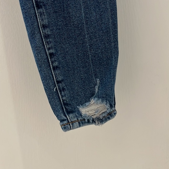 Good American Jeans (25 in) - Picture 3 of 7
